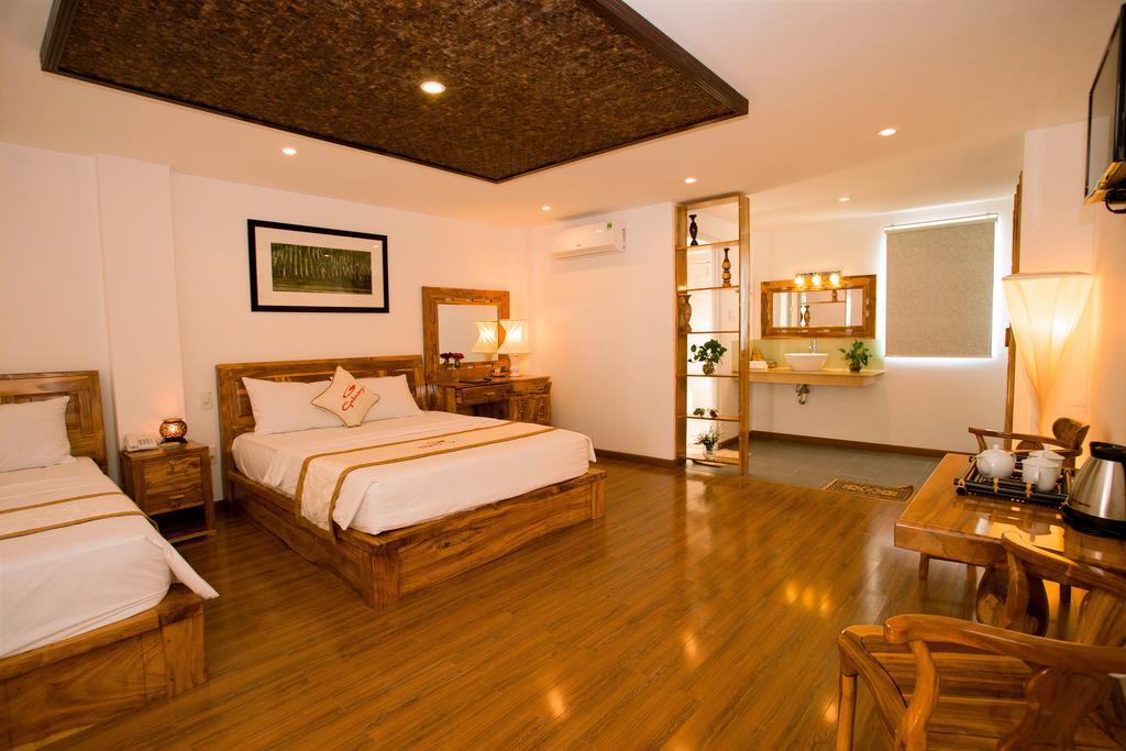Rex Hotel & Apartment Nha Trang Quarto foto